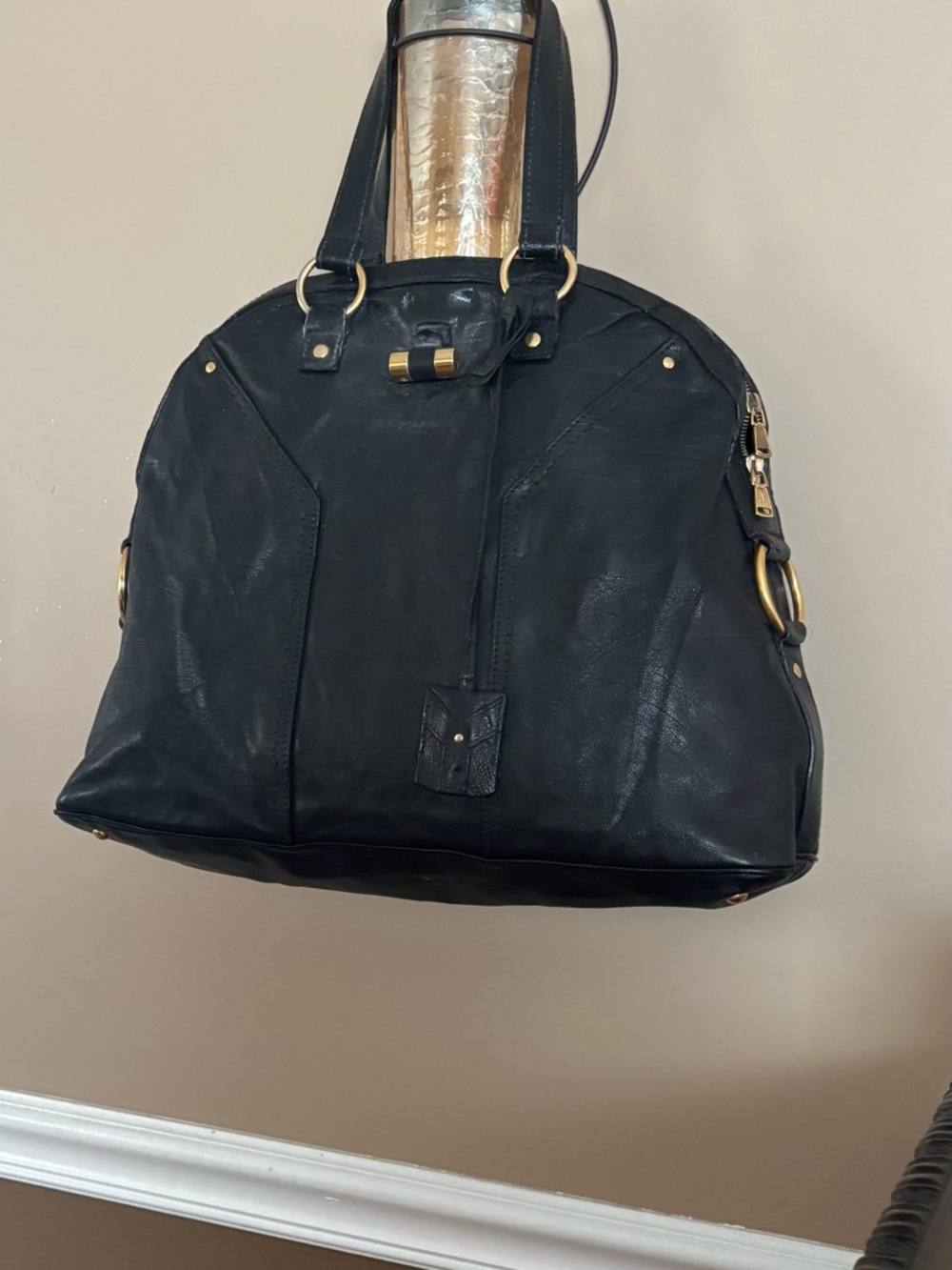 Yves Saint Laurent Black Leather Interior with Gold Logo Tag - Picture 3 of 12